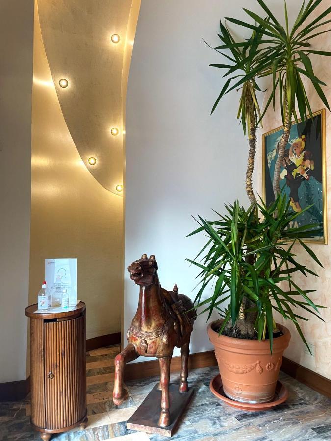 Miramonti Hotel Saint Vincent מראה חיצוני תמונה